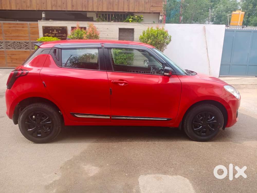 Maruti Suzuki Swift 1.2 Vxi (o), 2022, Petrol
