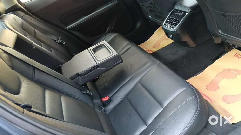 Volvo S60 T4 Petrol (top End) 2021 Dec 2022 Model | Bangalore