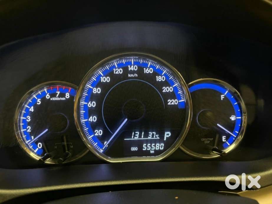 Toyota Yaris J Cvt, 2020, Petrol