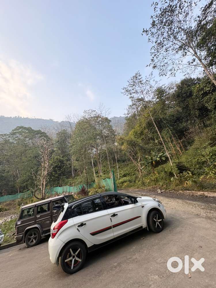 Hyundai I20 Petrol Manual 2012