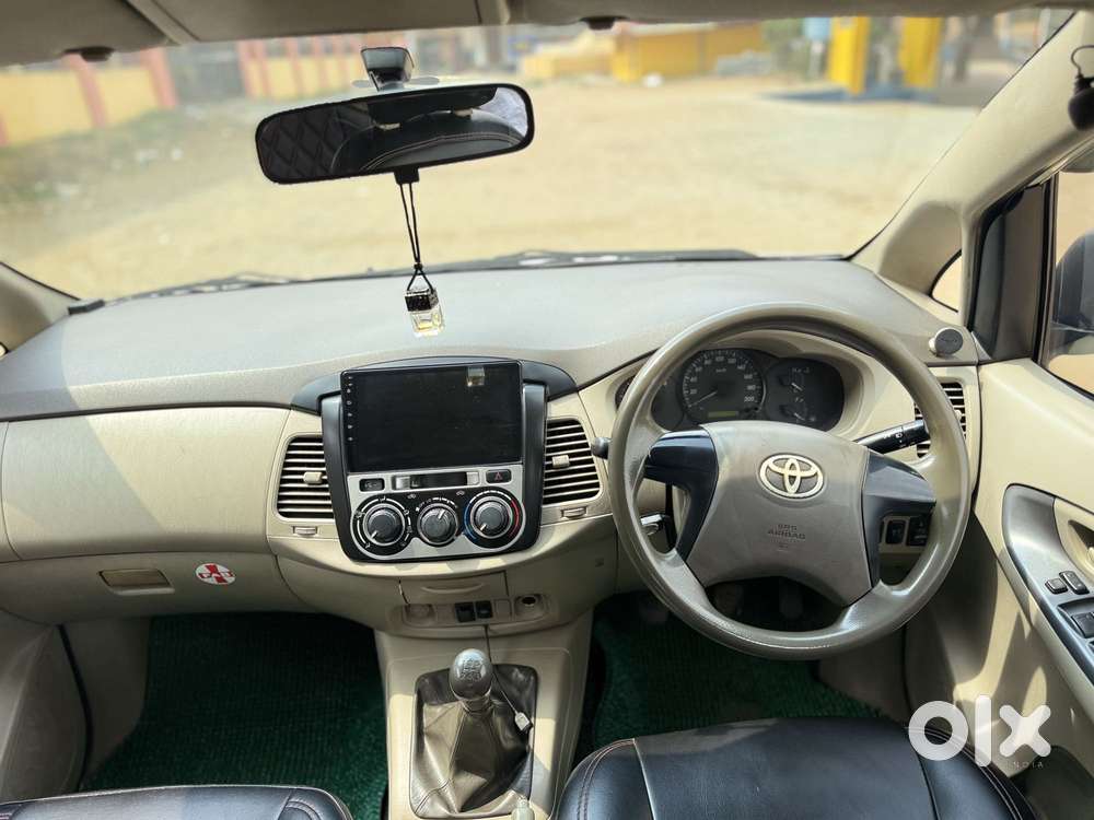 Toyota Innova 2.5 Gx 8 Str Bs-iii, 2012, Diesel