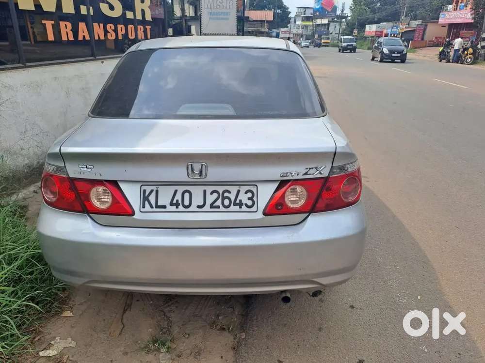 Honda City Zx 2006 Petrol Well Maintained