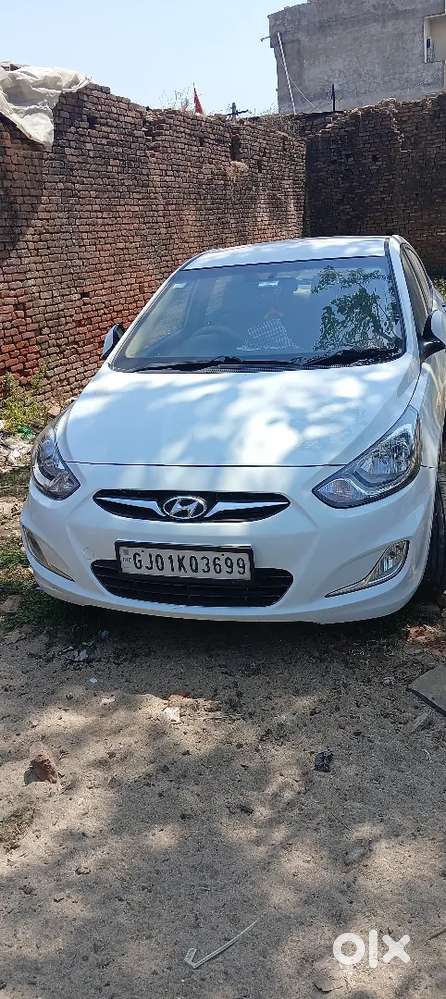 Hyundai Verna 2012