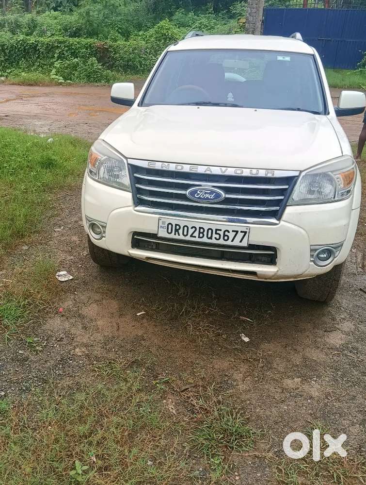 Ford endeavour 2011 4x4 automatic