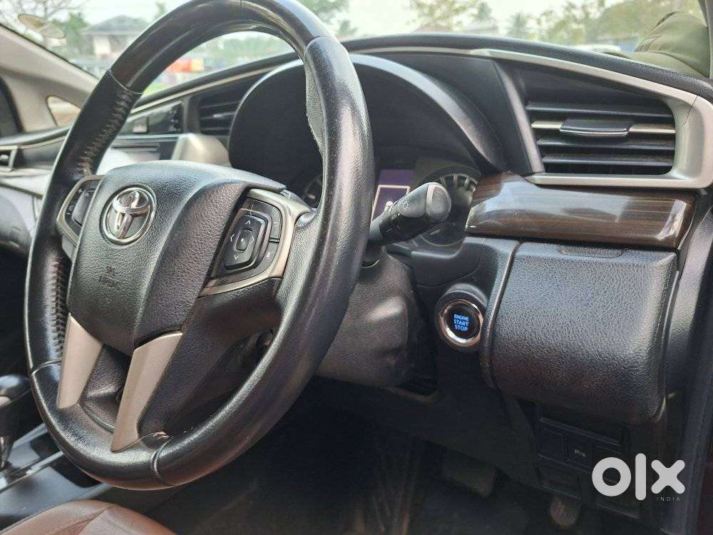 Toyota Innova Crysta 2.8 Zx At, 2016, Diesel