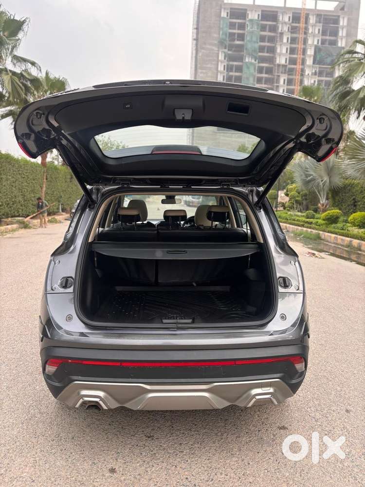 Mg Hector Sharp Pro 1.5 Turbo Cvt Dual Tone, 2022, Petrol