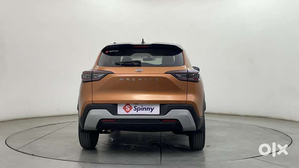 Nissan Magnite 1.0 Xv Premium Dual Tone, 2025, Petrol