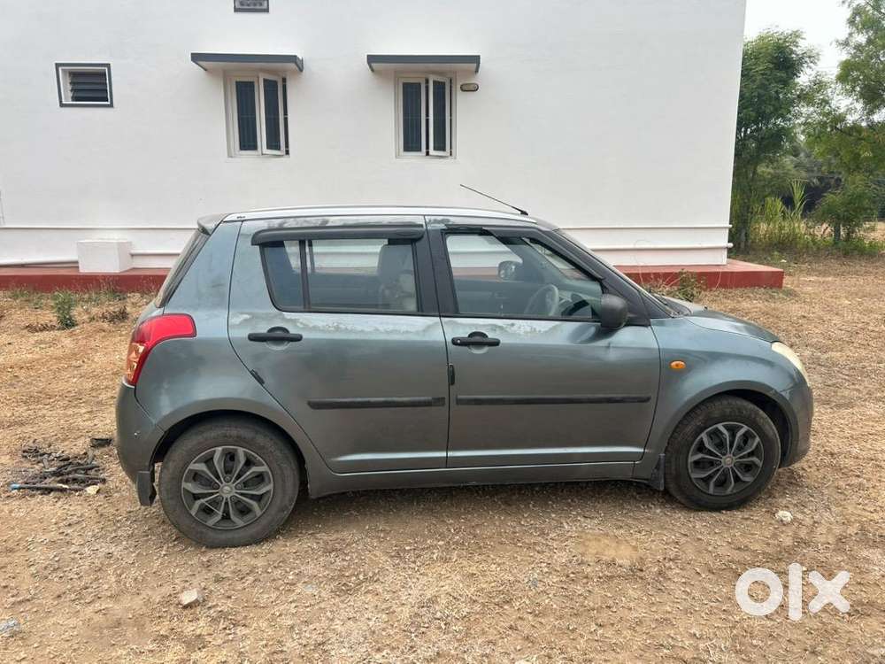 Maruti Suzuki Swift 2008 Petrol 132000 Km Driven