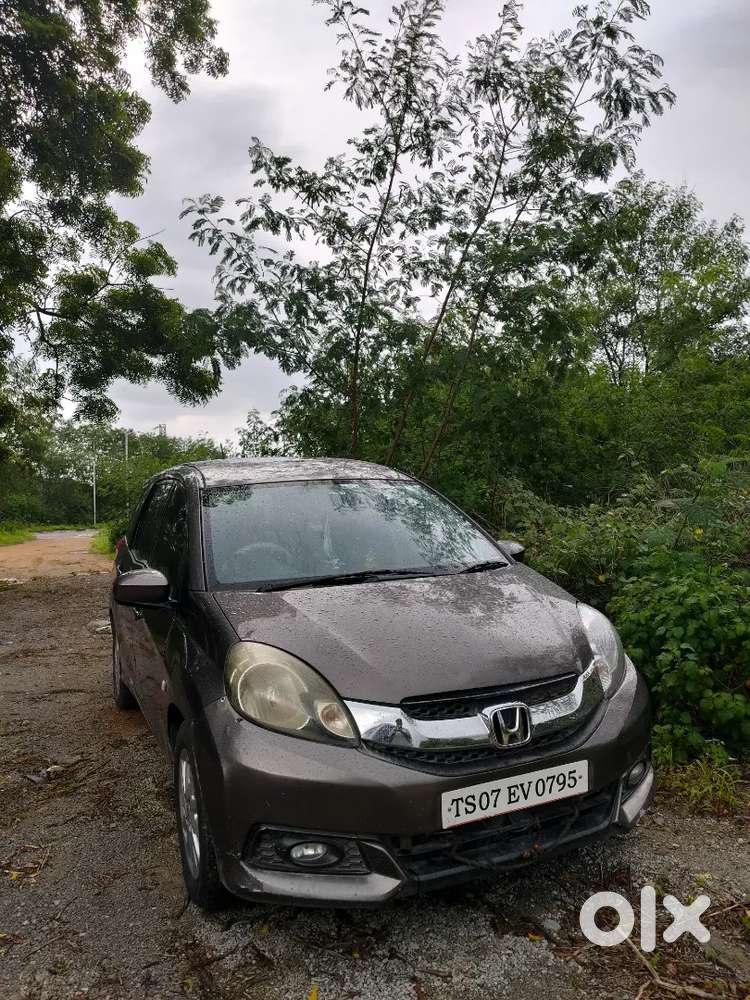Honda Mobilio 2015 Diesel Well Maintained