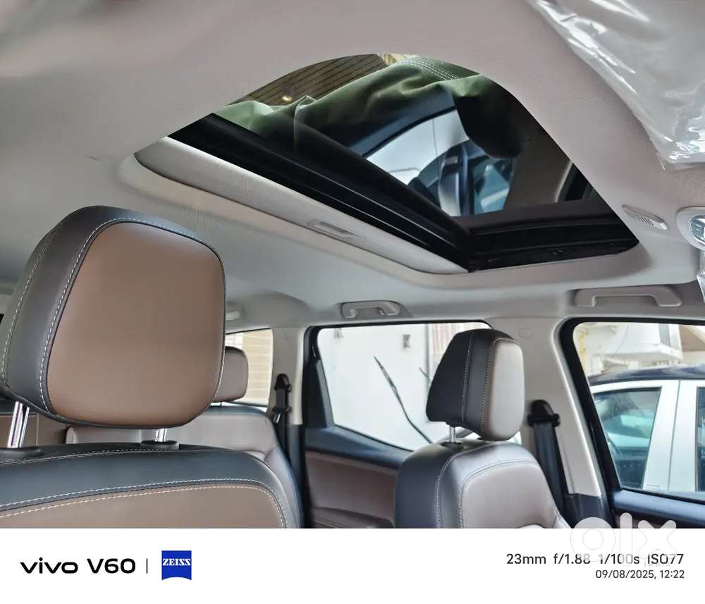 Mahindra Scorpio-n 2025 Diesel 8200 Km Driven Z8 Select