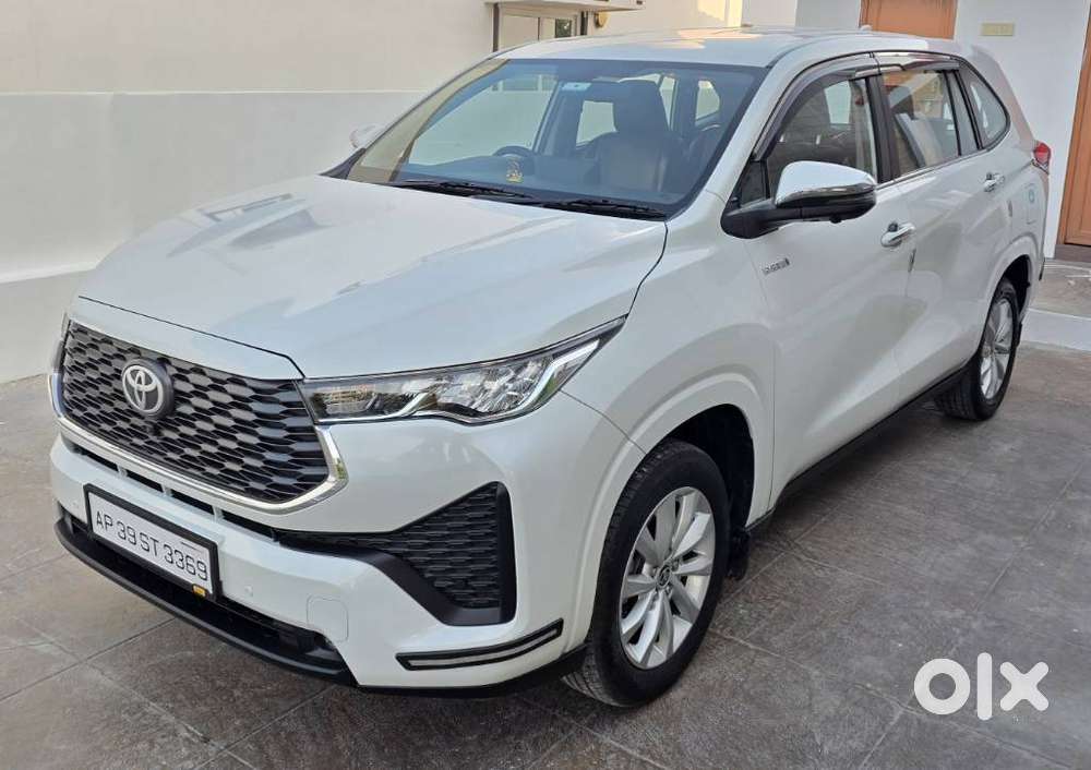 Toyota Innova Hycross 2.0 Vx Hybrid 7 Str, 2023, Cng & Hybrids