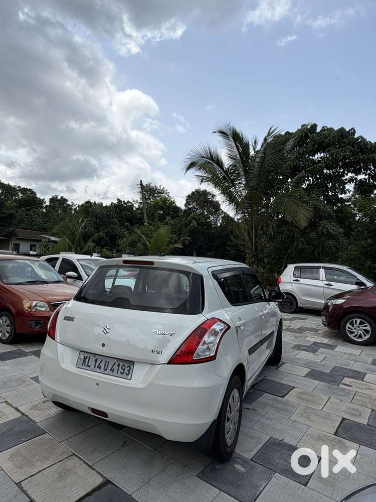 Maruti Suzuki Swift Vxi Deca, 2017, Petrol
