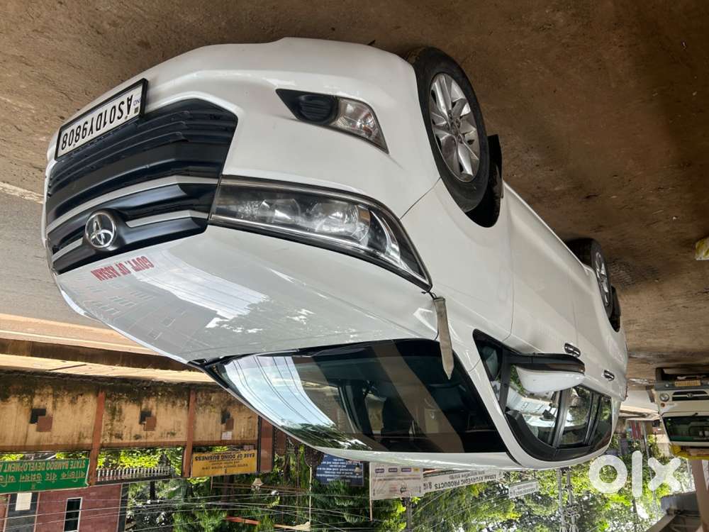 Innova Crysta 2.4 Gx