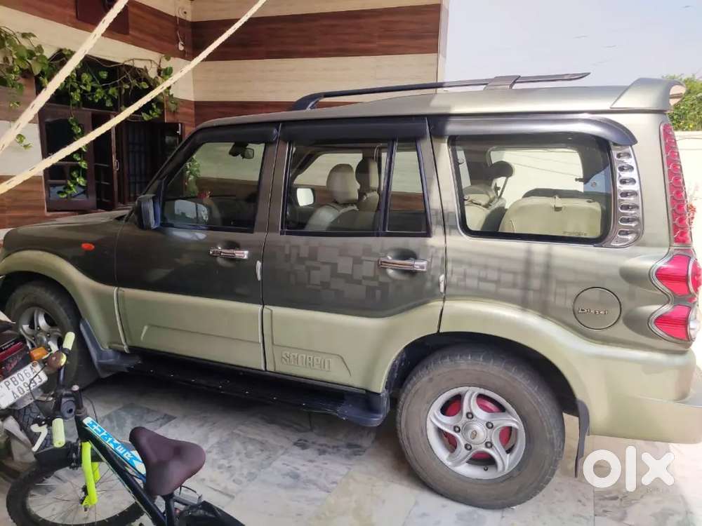 Mahindra Scorpio Classic 2014 Diesel Manual