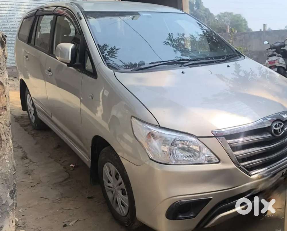 Toyota Innova 2.5 G 2015