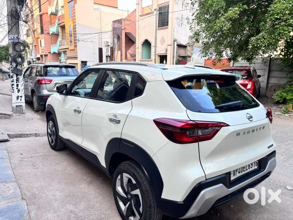 Nissan Magnite 2024 Automatic Petrol Well Maintained