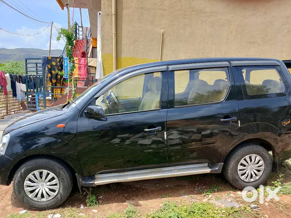 Mahindra Xylo 2011