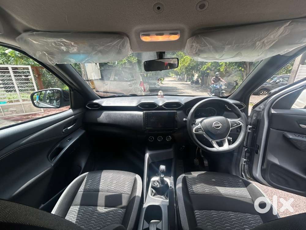 Nissan Magnite Automatic (6000 Km Driven)