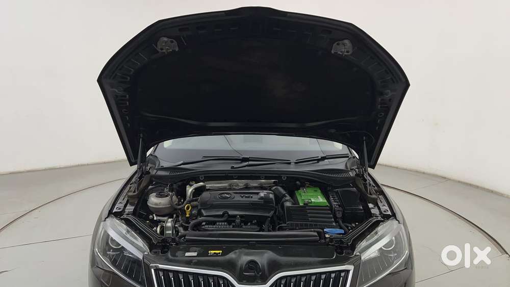Skoda Superb [ ] 1.8 Style Tsi At, 2018, Petrol