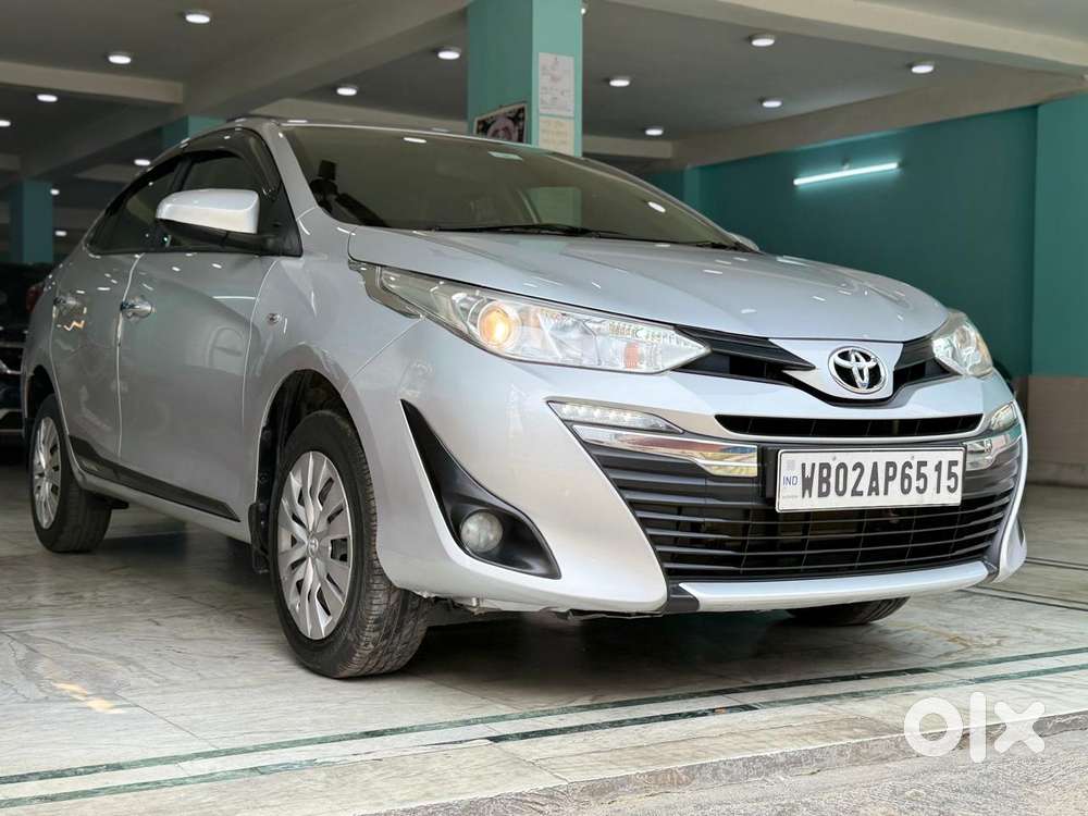 Toyota Yaris J Cvt, 2019, Petrol
