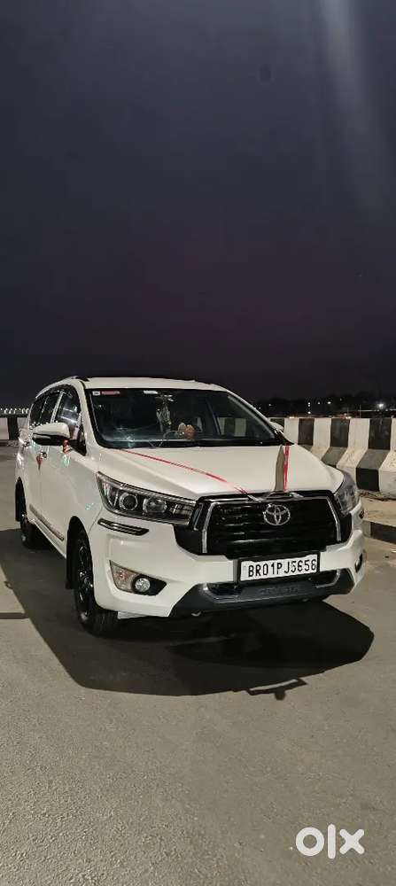 Toyota Innova Hycross 2018