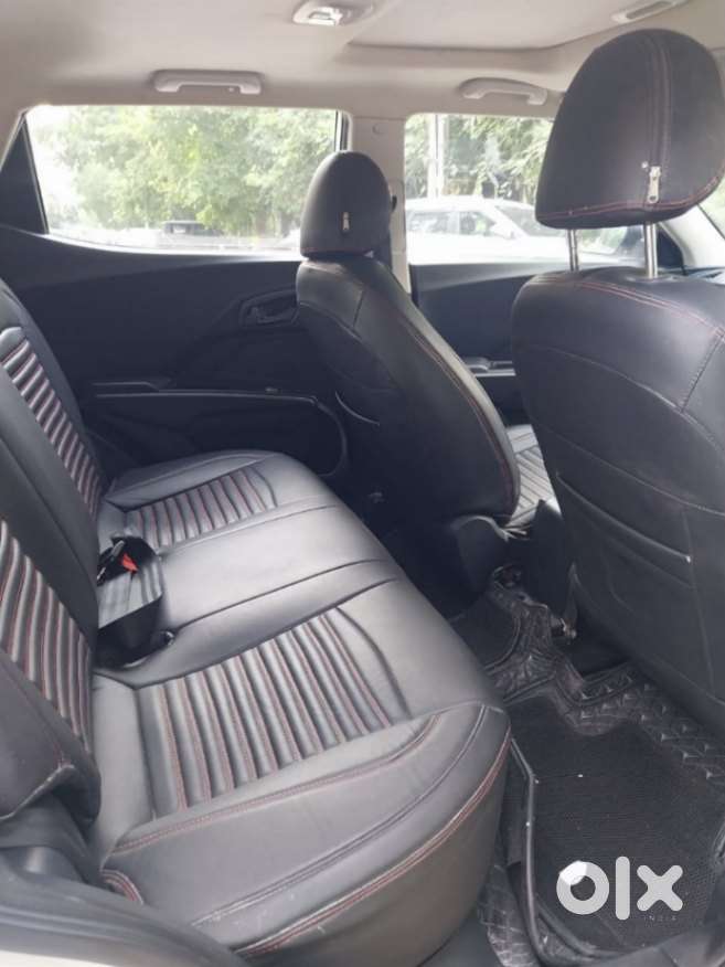 Mahindra Xuv300 W6, 2023, Petrol