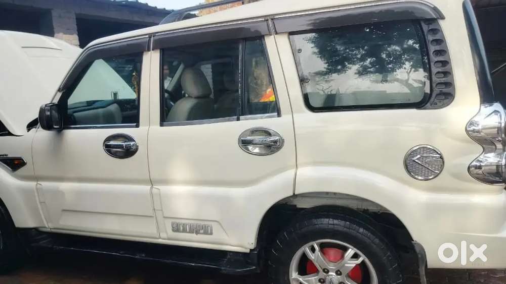 Mahindra Scorpio 2015 Diesel 117081 Km Driven