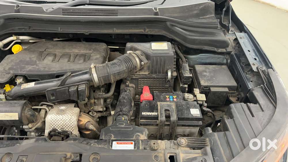 Mahindra Xuv300 1.2 W8 (o) Amt Petrol, 2024, Petrol