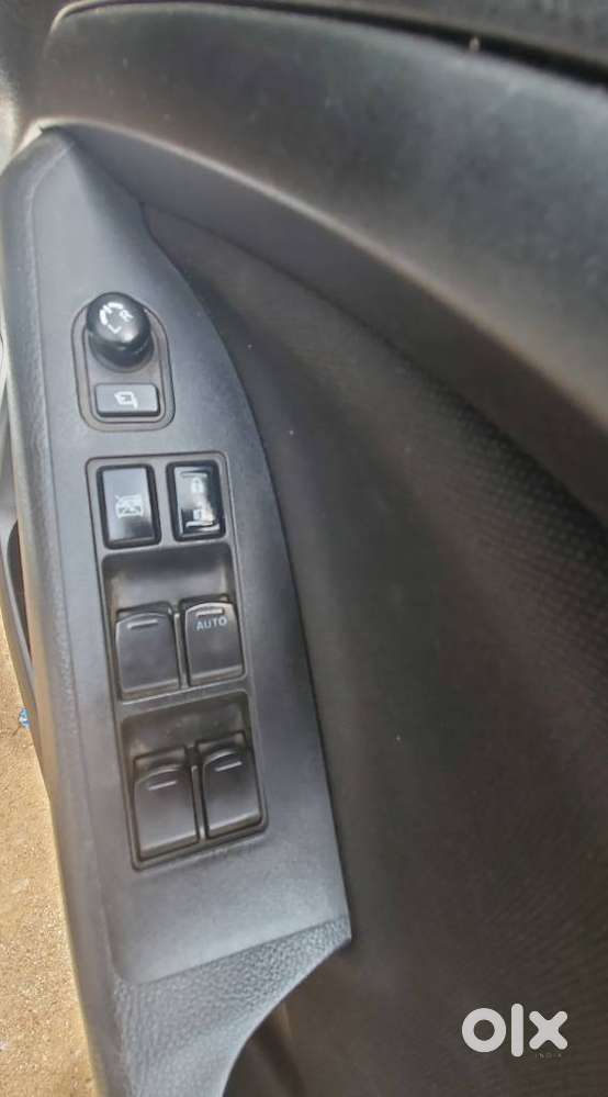 Maruti Suzuki Brezza 1.5 Vxi Smart Hybrid, 2024, Petrol