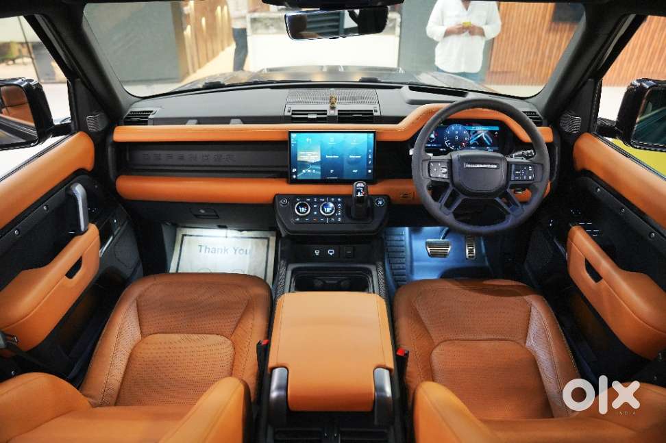Land Rover Defender 5.0 110 V8, 2024, Petrol
