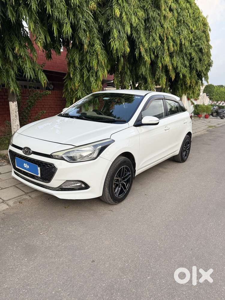 Hyundai I20 Sportz 1.2 Bs-iv, 2017, Petrol