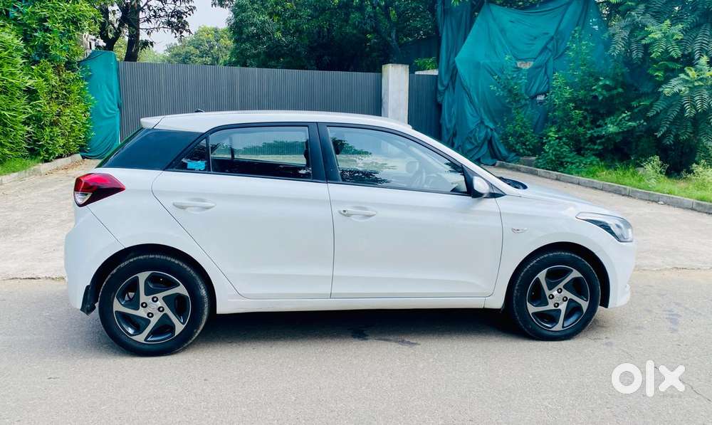 Hyundai I20 Magna Plus, 2015, Petrol