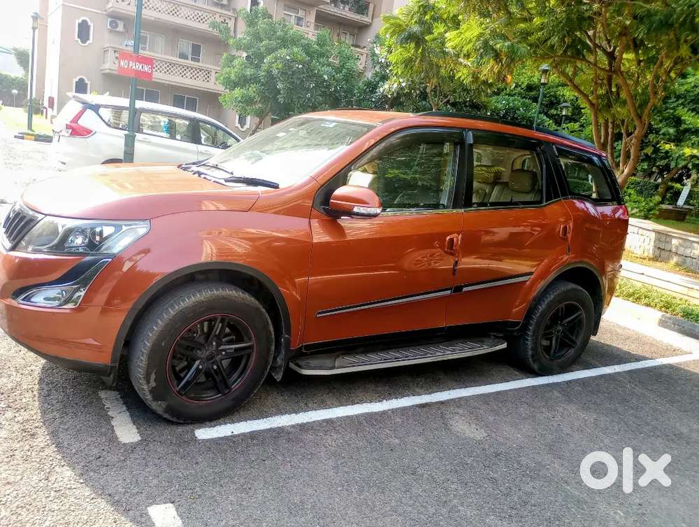 Mahindra Xuv500 At W6 Diesel 2017 In Excellent Condition