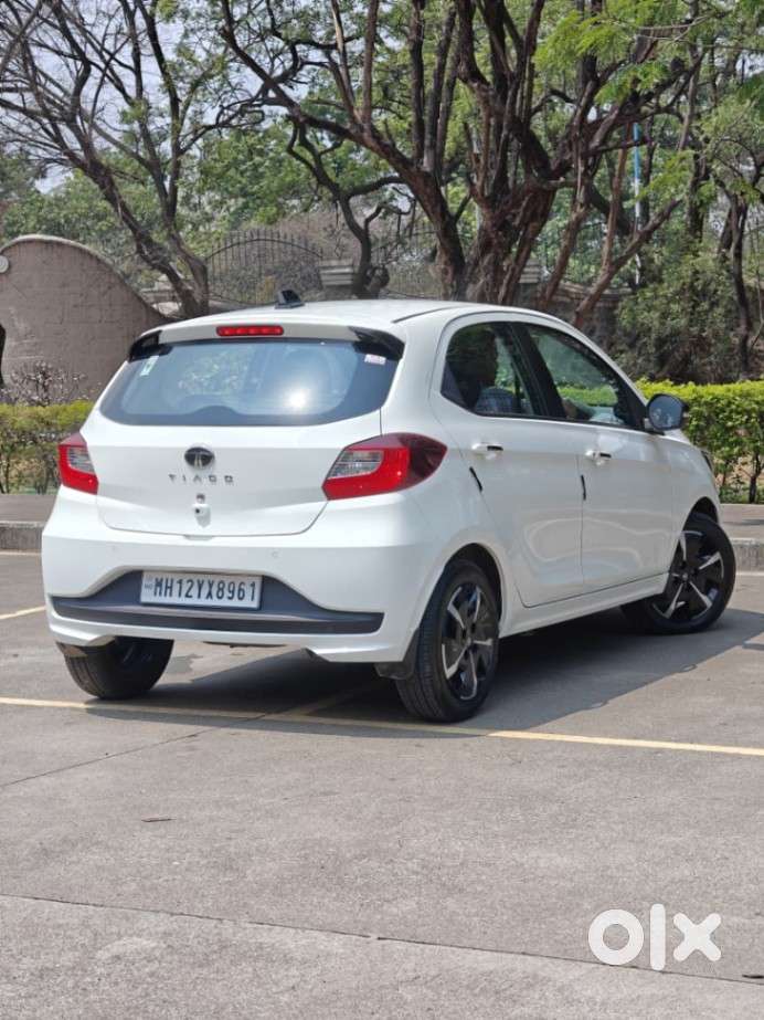 Tata Tiago 1.2 Revotron Xza Plus Amt, 2025, Petrol