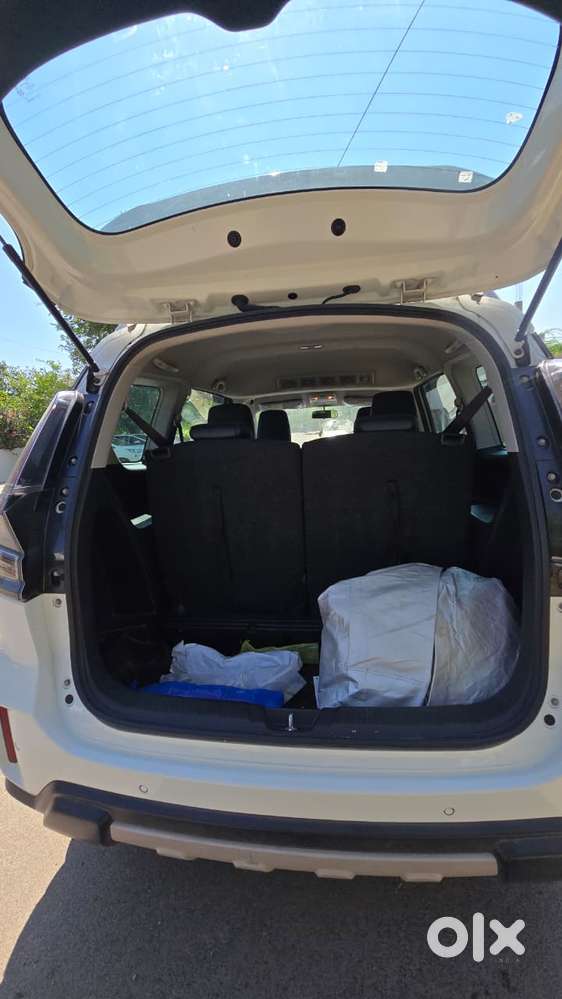 Maruti Suzuki Xl6 1.5 Alpha Mt, 2023, Petrol