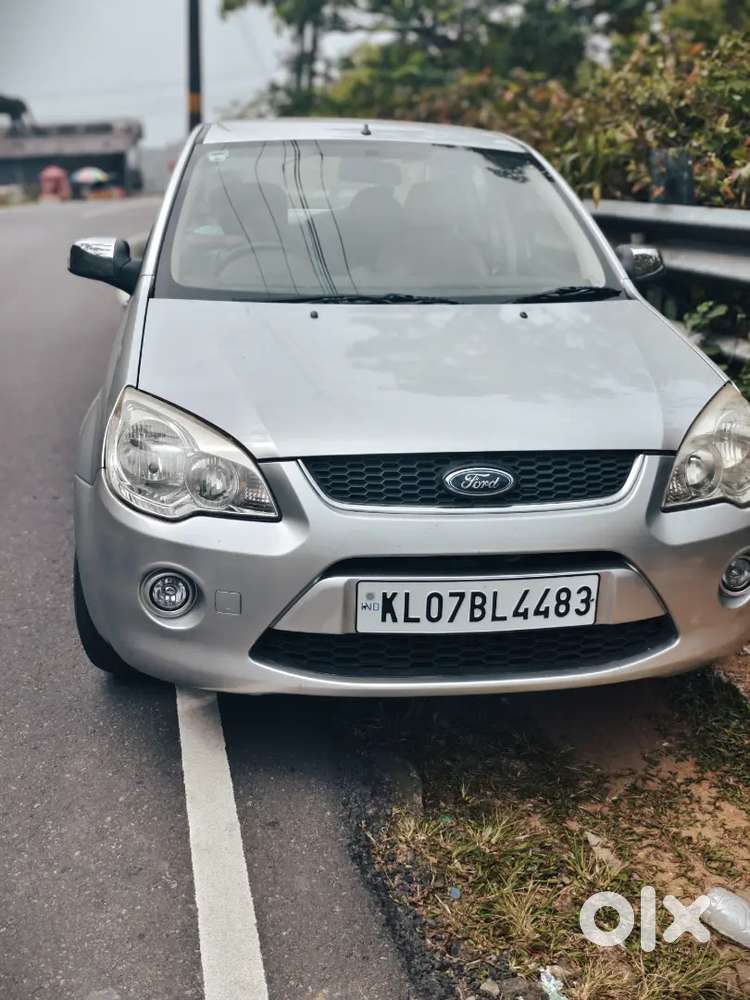 Ford Fiesta Petrol 1.6 Sxi Full Opshen Modal