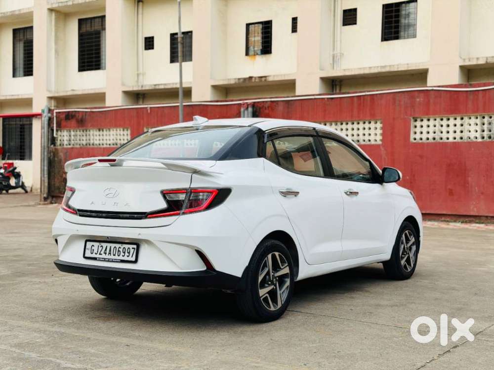 Hyundai Aura 1.2 Sx Cng, 2023, Cng & Hybrids