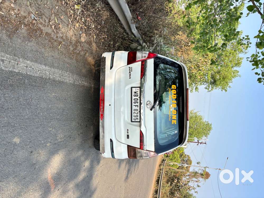 Toyota Innova 2.5 E 2011