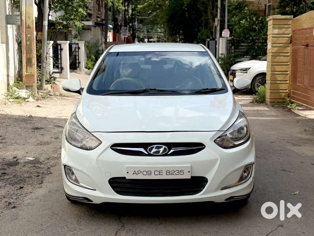 Hyundai Verna 1.6 Sx (o) Vtvt At, 2011, Petrol