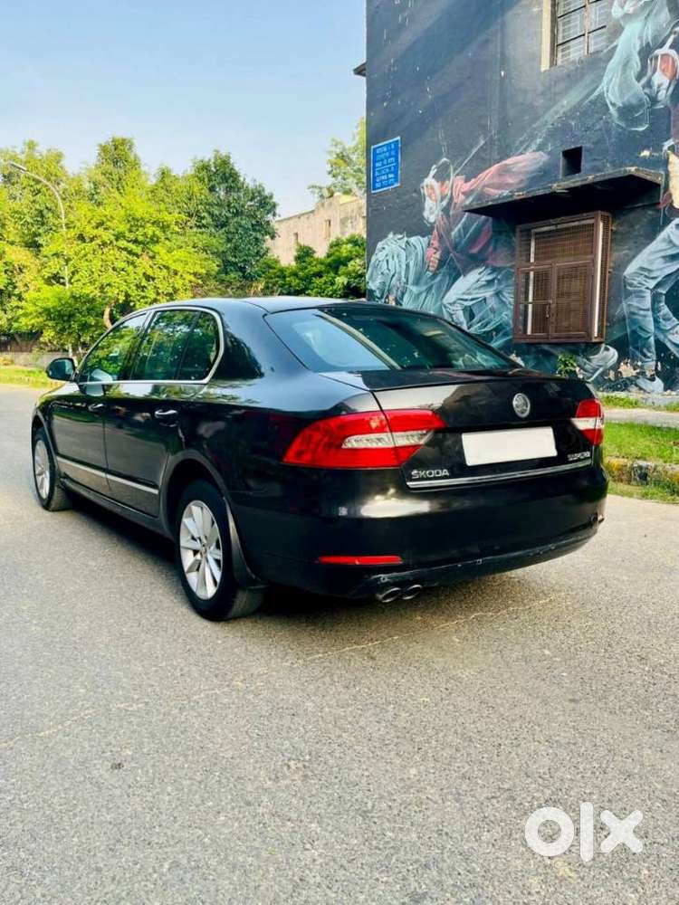Skoda Superb Elegance 1.8 Tsi At, 2014, Petrol