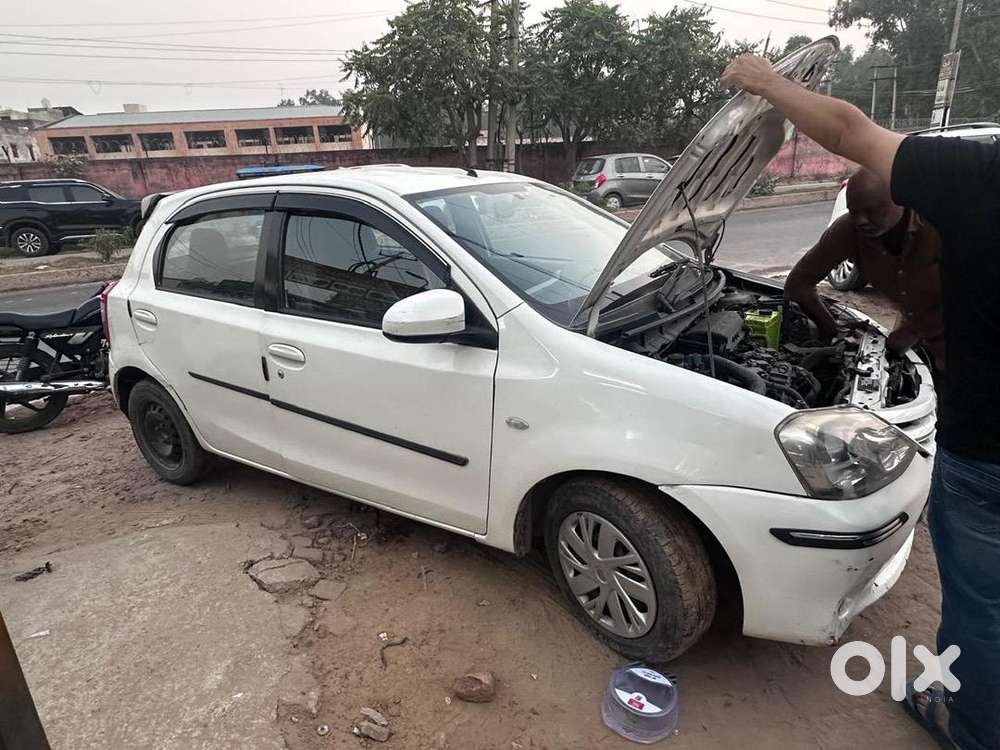 Toyota Etios 2012 Petrol Well Maintained