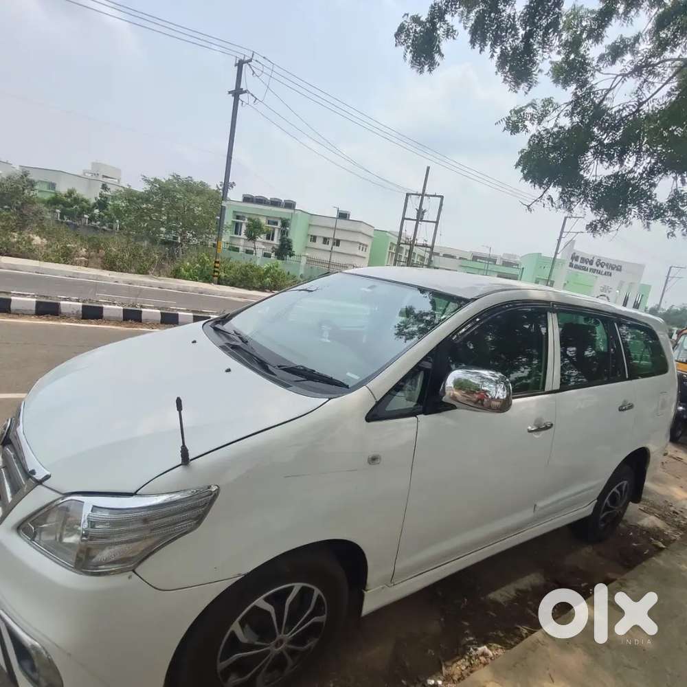 Toyota Innova 2.5 Gx 2015