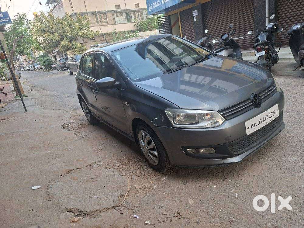 Volkswagen Polo Petrol Highline 1.6L, 2012, Diesel