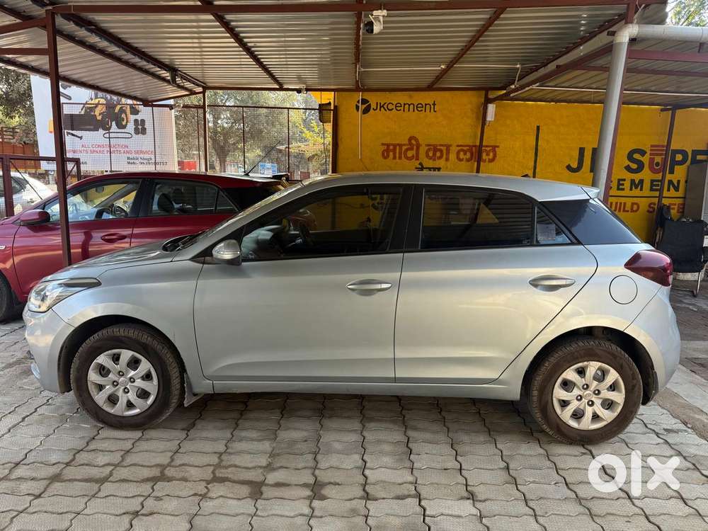 Hyundai I20 Sportz 1.2 Mt, 2018, Petrol