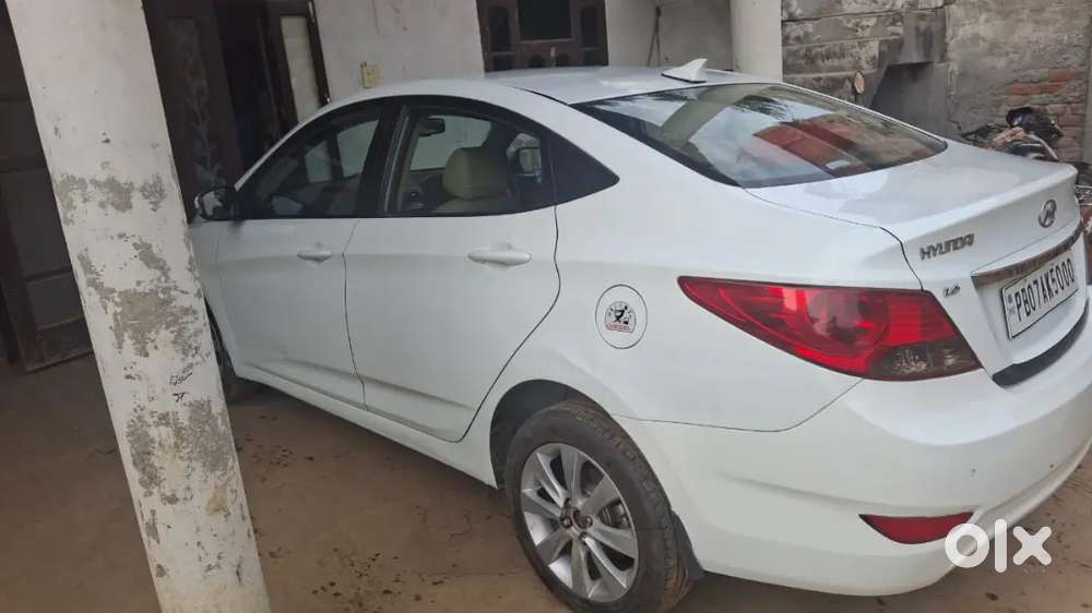 Hyundai Verna 2013 Diesel 90500 Km Driven