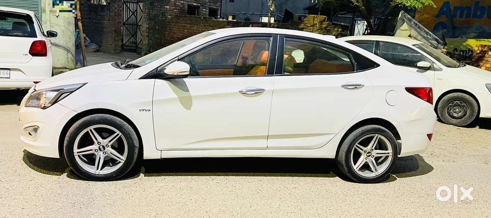 Hyundai Verna Automatic Petrol 2015
