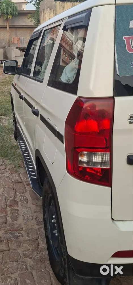Bolero 2023 Model N8 First Owner Up21 Moradabad Number New Condition