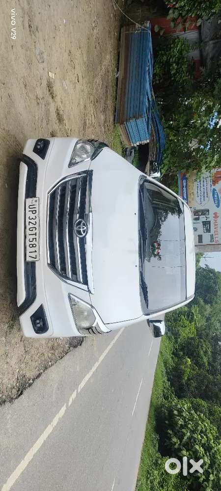 Toyota Innova 2015 Diesel Well Maintained