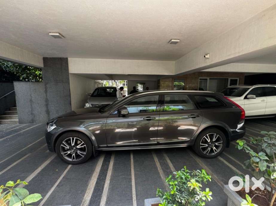 Volvo V90 Cross Country D5 Inscription, 2018, Diesel