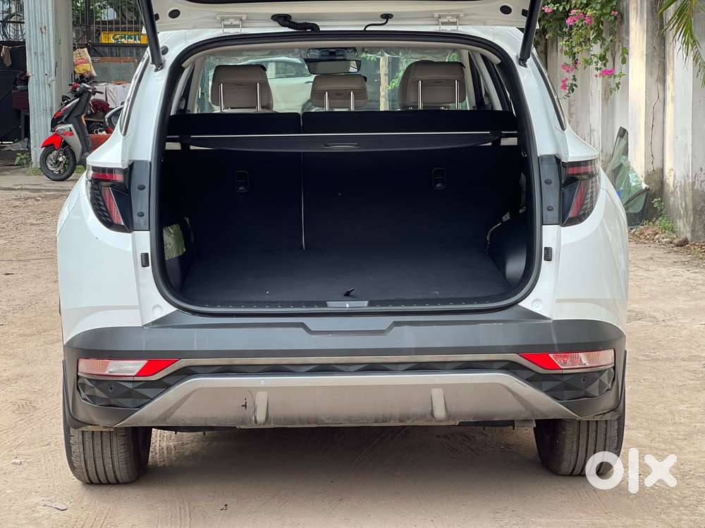 Hyundai Tucson Signature 2.0 At Petrol Dual Tone, 2023, Petrol